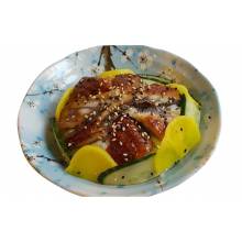 
	Chirashi  aux anguilles caramélisés et légumes marinés 

	Vous trouvez sur un  bol de riz vingairé, 6 pièces anguilles caramélisés et de légumes marinés.  

	 

	 
